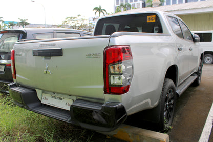 2023 Mitsubishi Strada GLS 4x2 2.4D, AT, DSL 2T