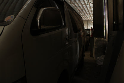 2017 Toyota Hi-Ace GL Grandia, M/T, Diesel, 301k