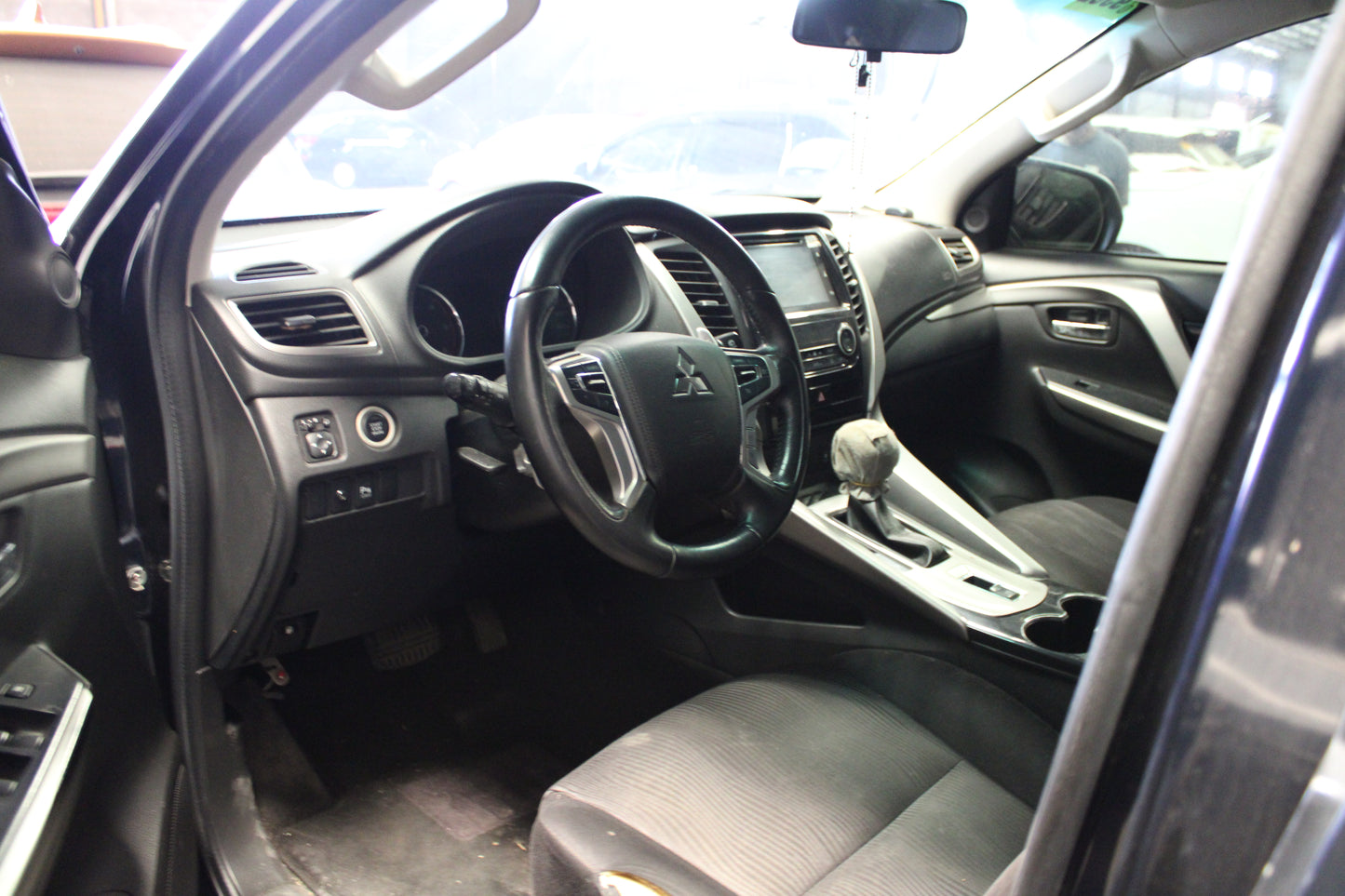 2016 Mitsubishi Montero Sport, A/T, Diesel, 90T
