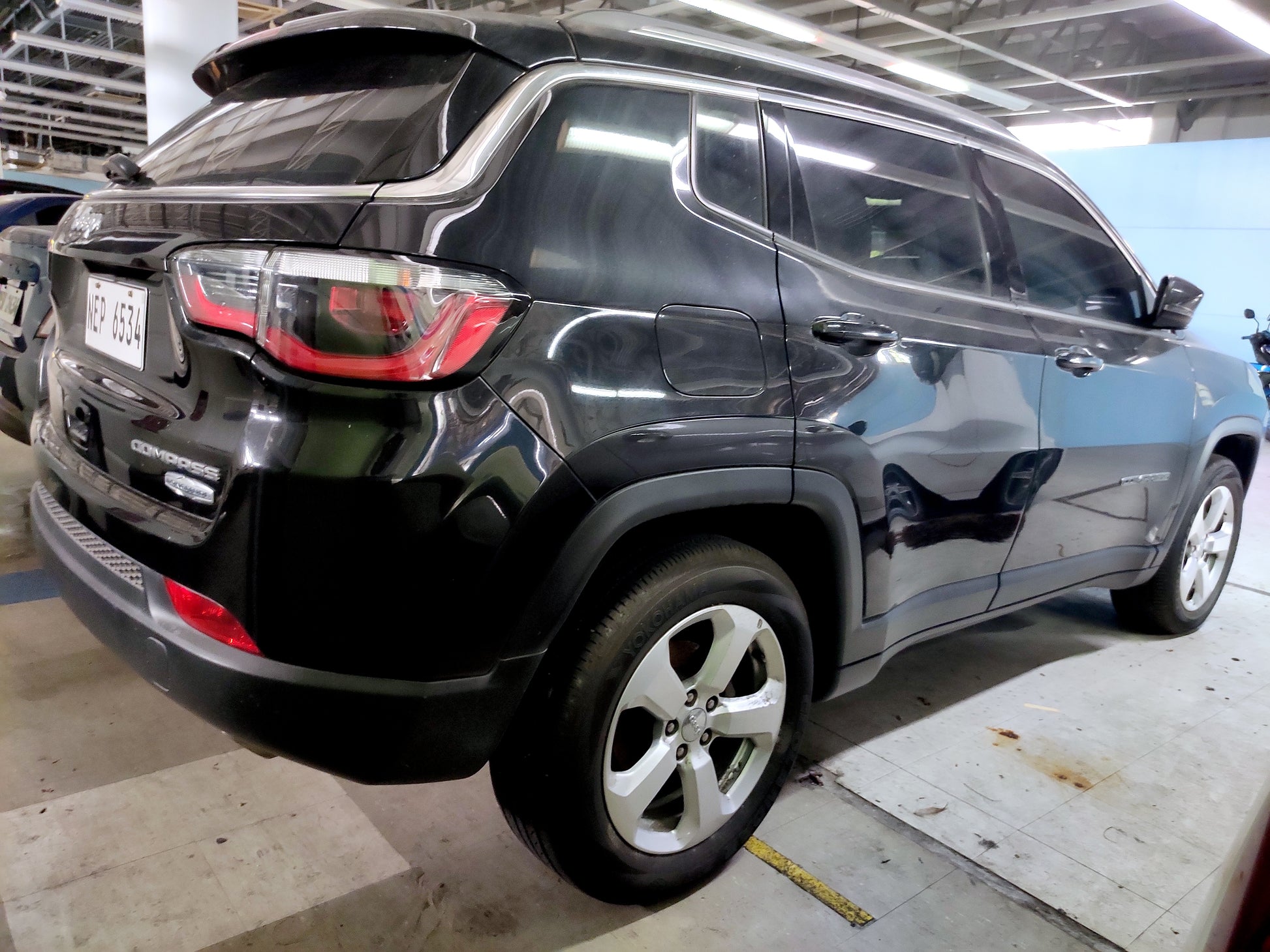 2020 Jeep Compass Longtitude 1.4L A/T Gas with 22T mileage, rugged and stylish, available at ROPO.