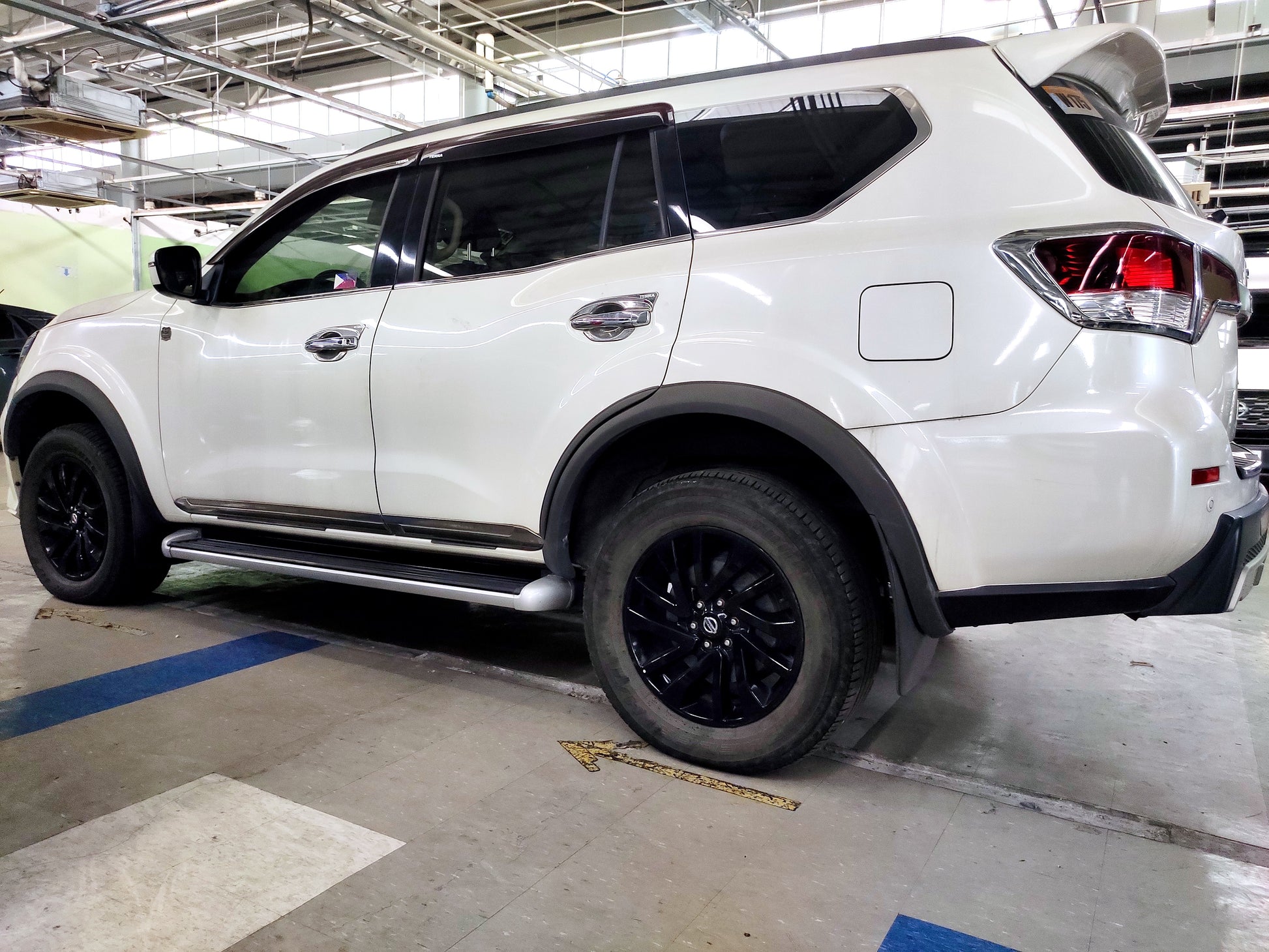 2020 Nissan Terra VE 4x2 2.5L A/T Diesel with 124T mileage, rugged and versatile SUV, available at ROPO.