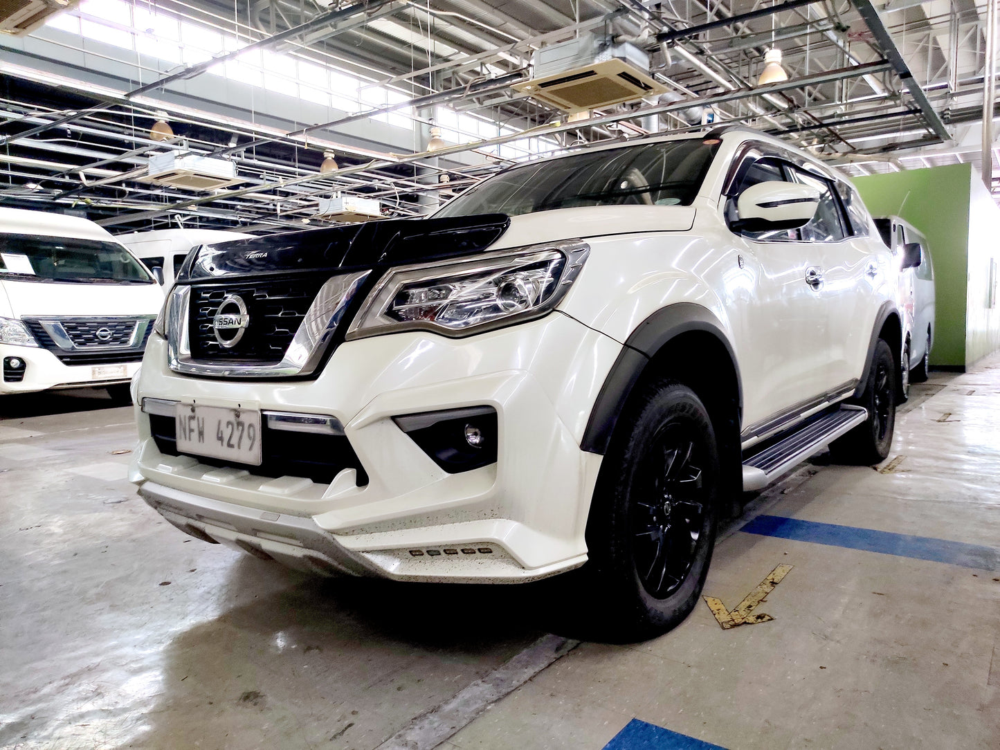2020 Nissan Terra VE 4x2 2.5L A/T Diesel with 124T mileage, rugged and versatile SUV, available at ROPO.