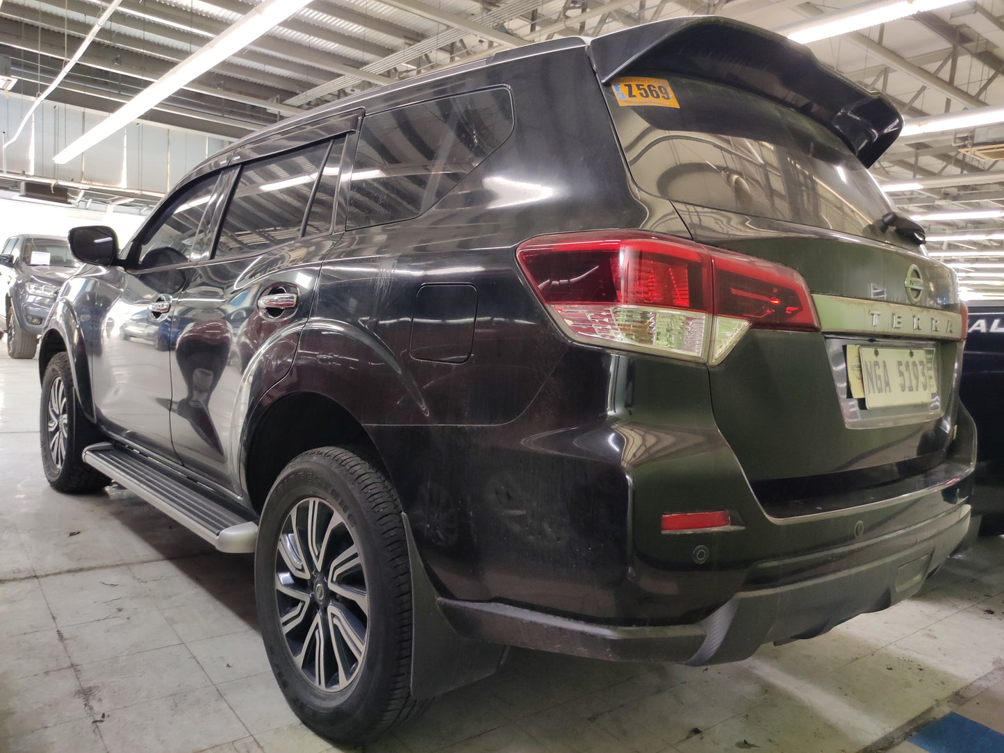 2020 Nissan Terra VE 4x2 2.5L A/T Diesel with 66T mileage, powerful and comfortable SUV, available at ROPO.