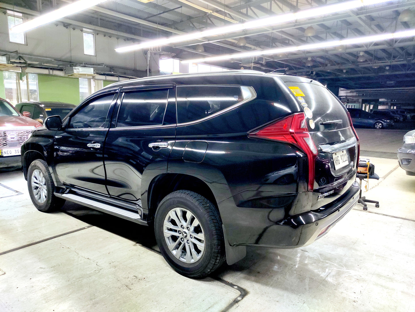 2023 Mitsubishi Montero Sport GLS 4x2