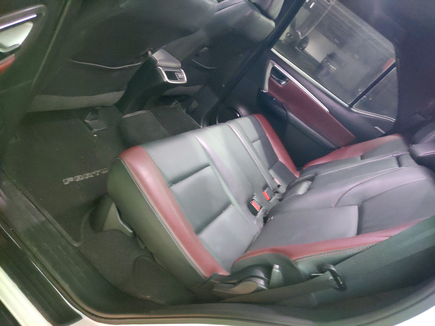 2023 Toyota Fortuner LTD 4x2