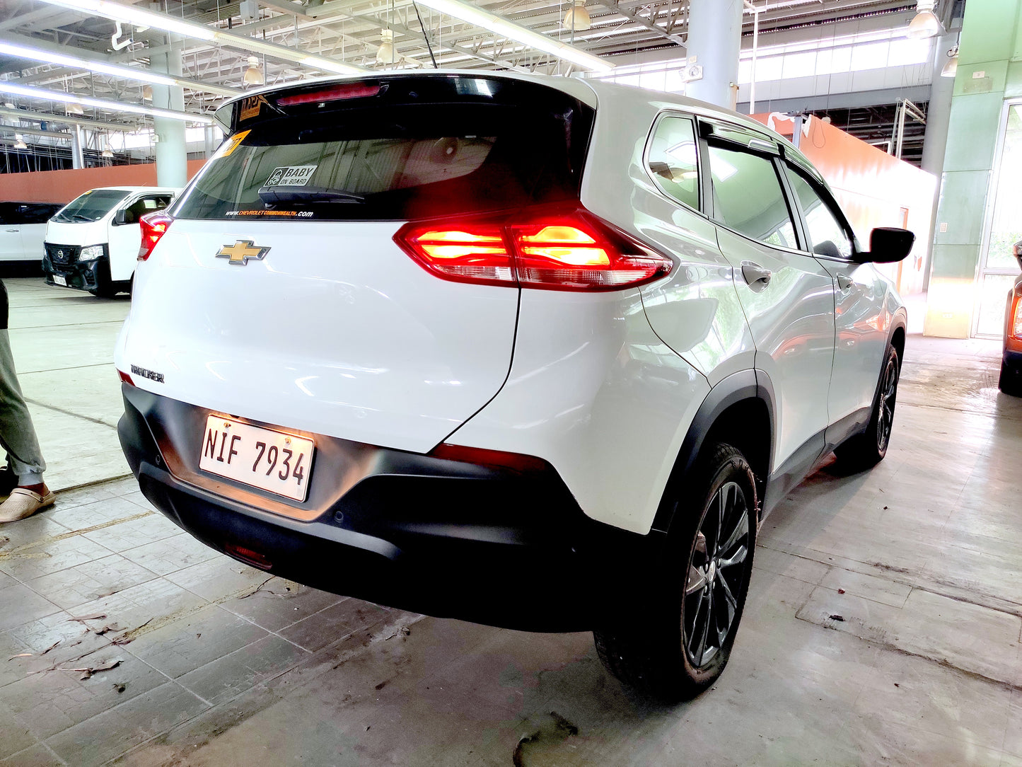 2022 Chevrolet Tracker 1.0 LS A/T Gas with 7T mileage, compact and efficient crossover, available at ROPO