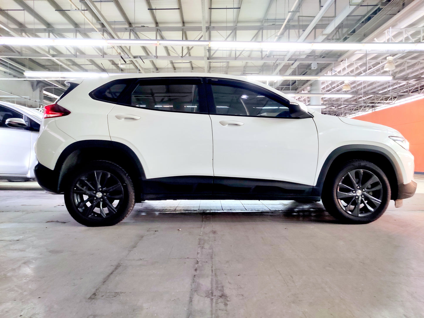 2022 Chevrolet Tracker 1.0 LS A/T Gas with 7T mileage, compact and efficient crossover, available at ROPO