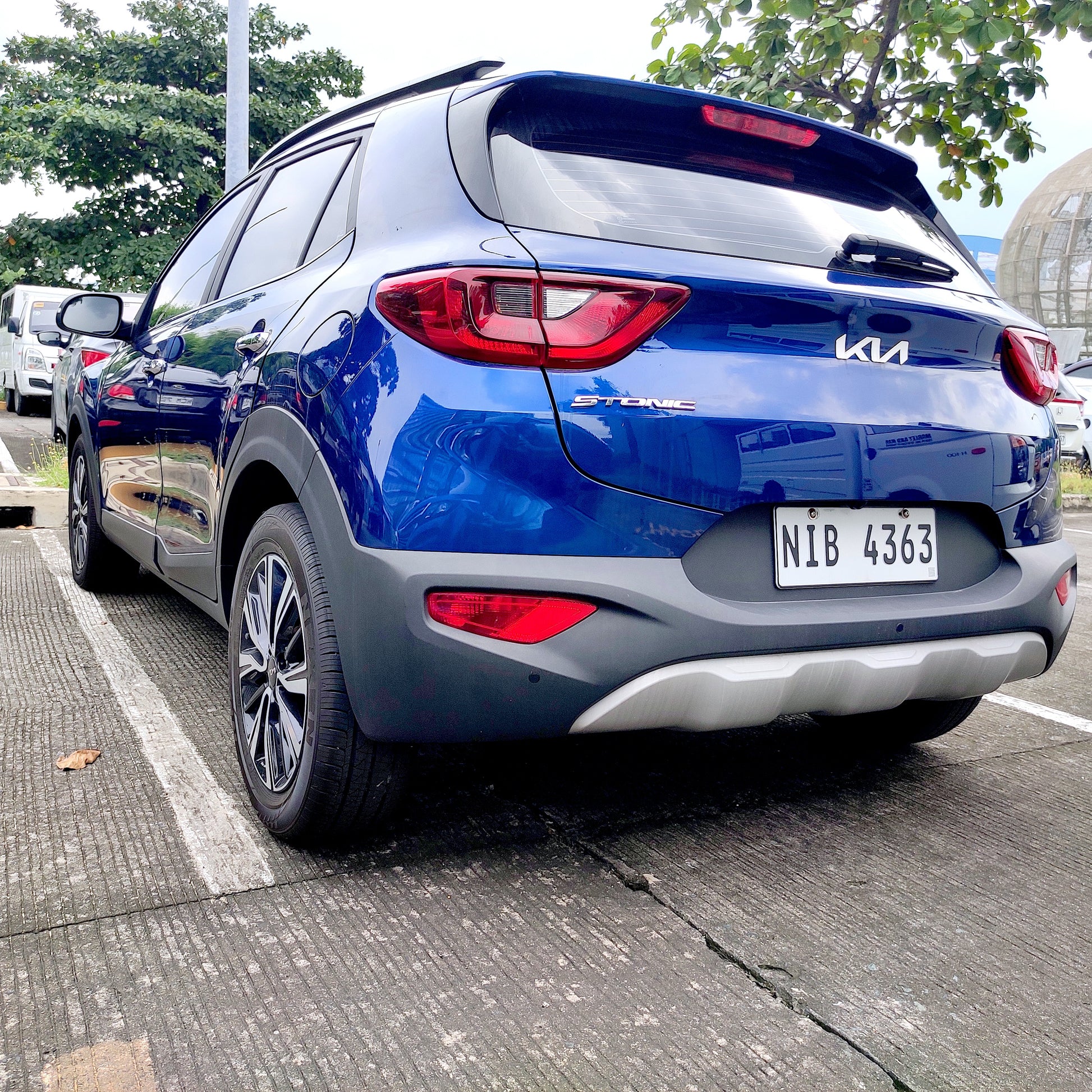 2022 Kia Stonic 1.4 EX A/T Gas with 17T mileage, stylish and compact crossover, available at ROPO.