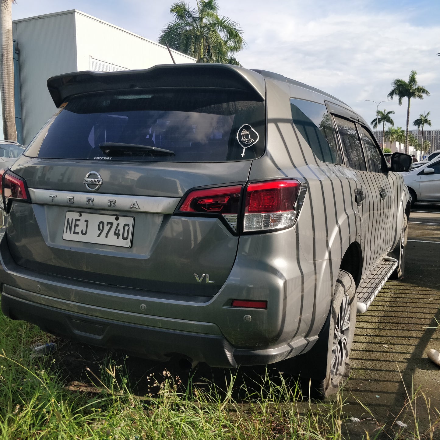 2020 Nissan Terra VL 4x2 2.5L, A/T, DSL 127T