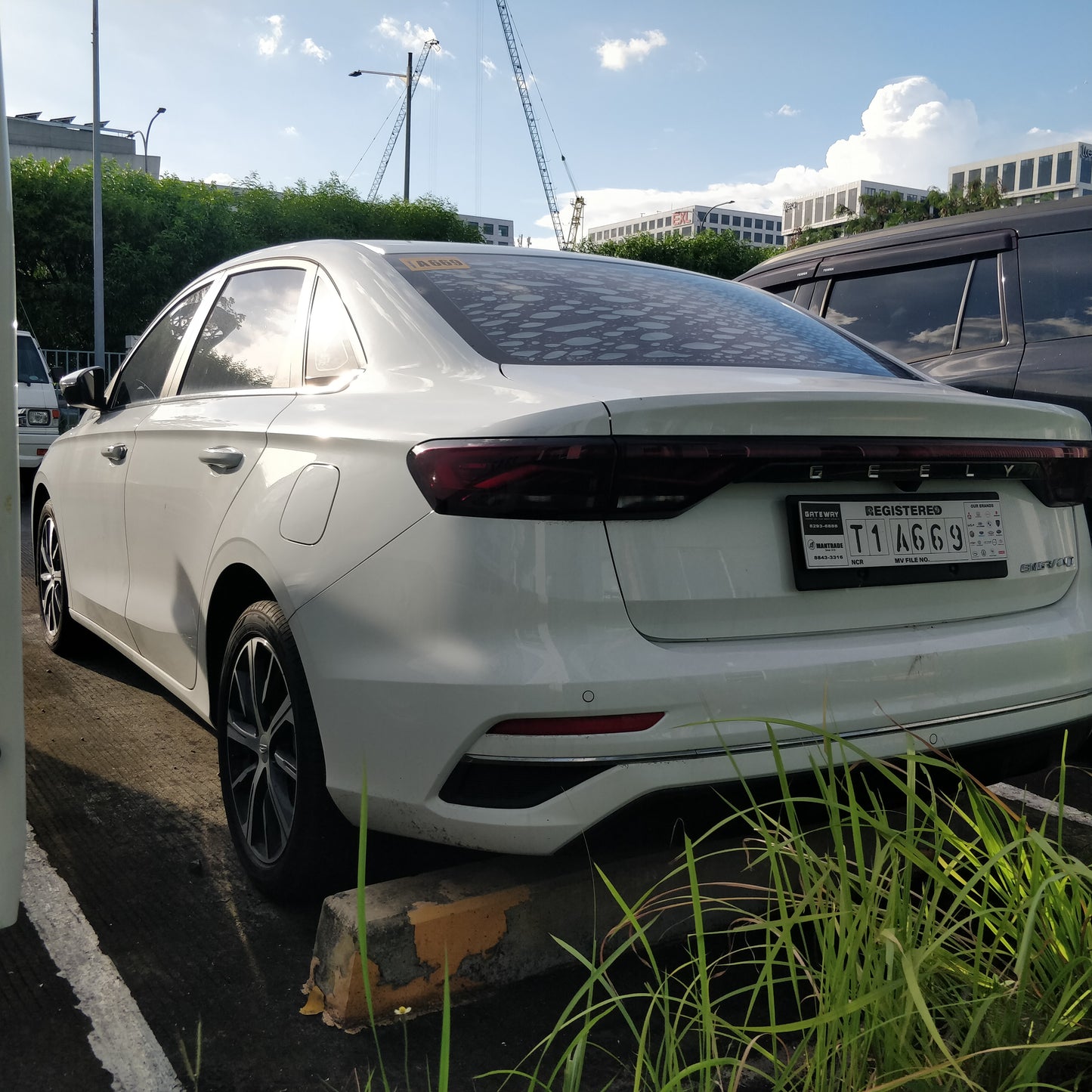 2023 Geely Emgrand Premium, A/T, GAS	7T