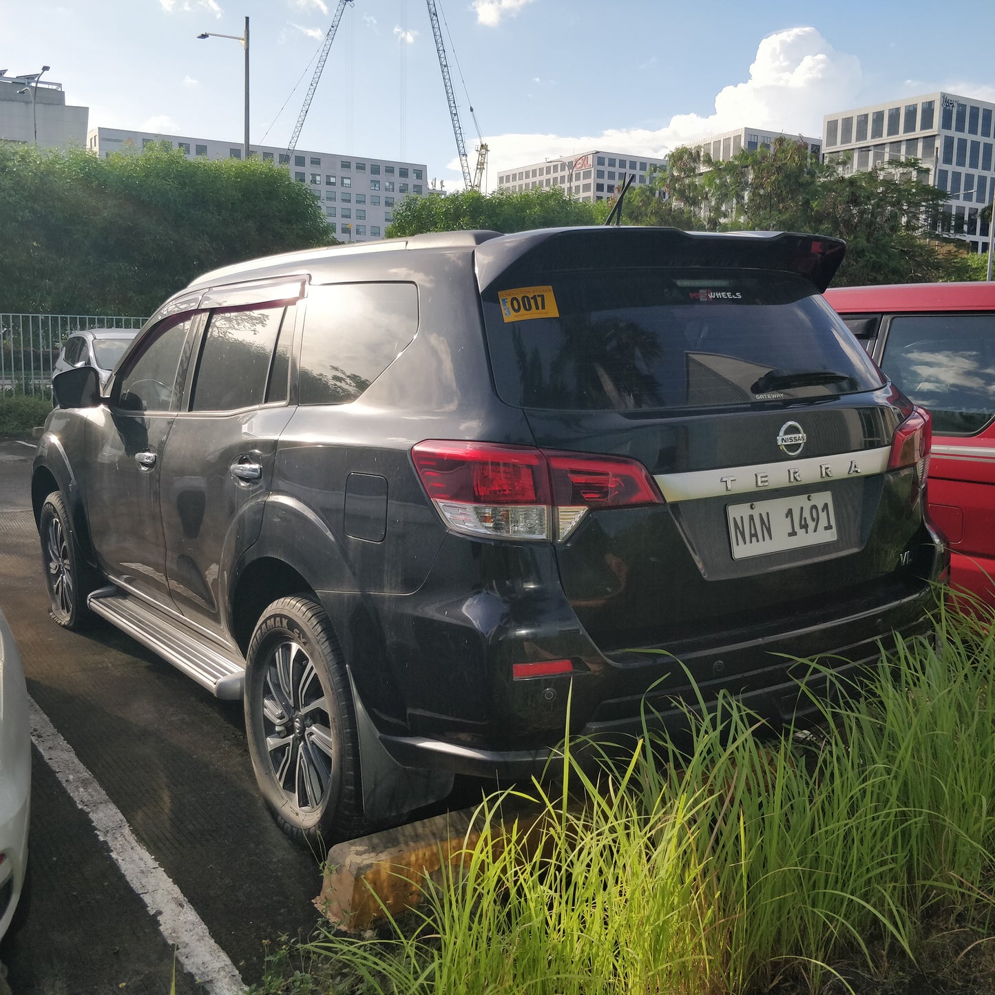 2020 Nissan Terra VL 4x2 2.5L, A/T, DSL 74T