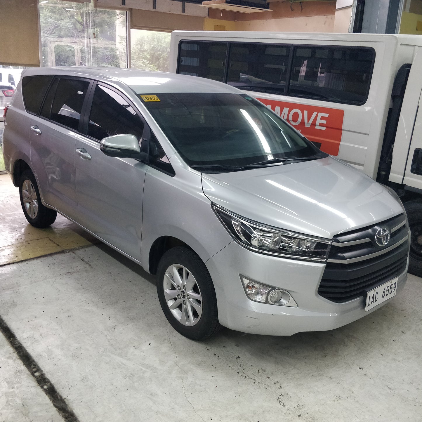 2020 Toyota Innova 2.8 E, AT, DSL 28T