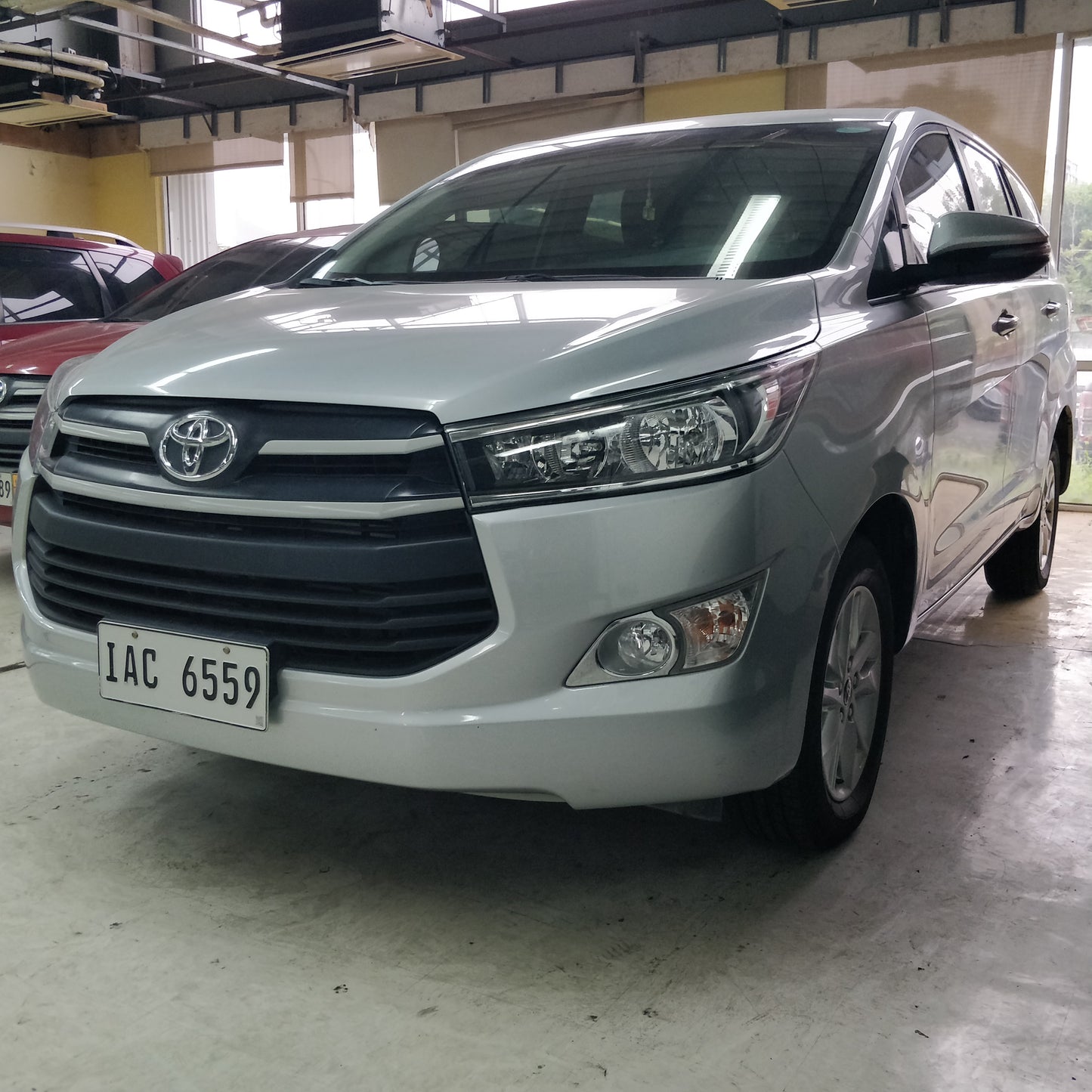 2020 Toyota Innova 2.8 E, AT, DSL 28T