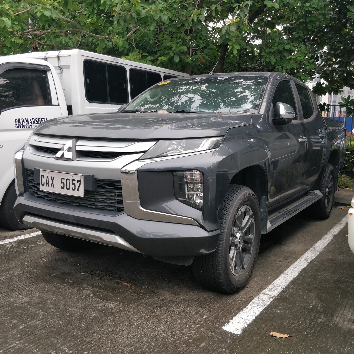 2022 Mitsubishi Strada GLS 4x2 2.4D AT DSL	13T