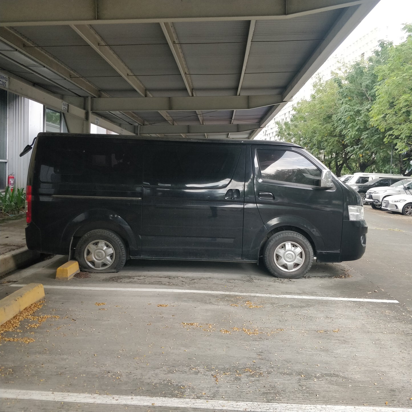 2022 Foton Transvan 13-Str 2.8L, M/T, DSL 21T