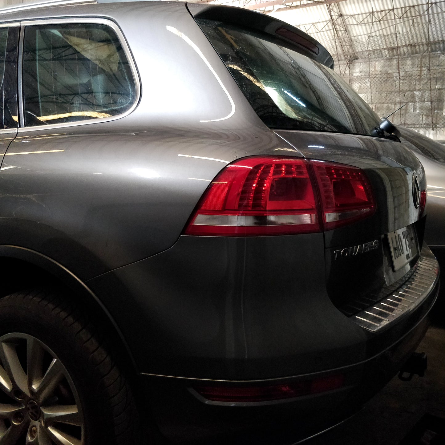 2014 Volkswagen	Touareg 3.0 TDI V6, A/T, DSL 57T