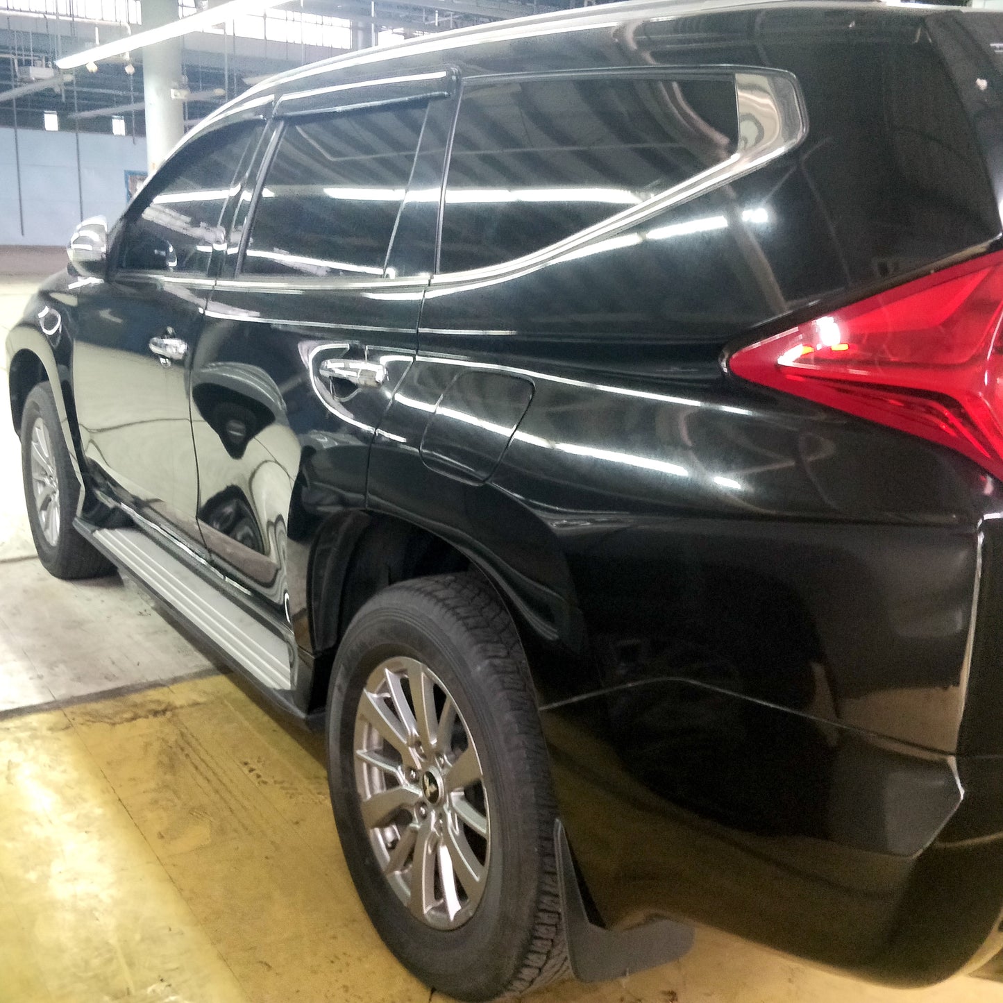 Mitsubishi Montero Sport