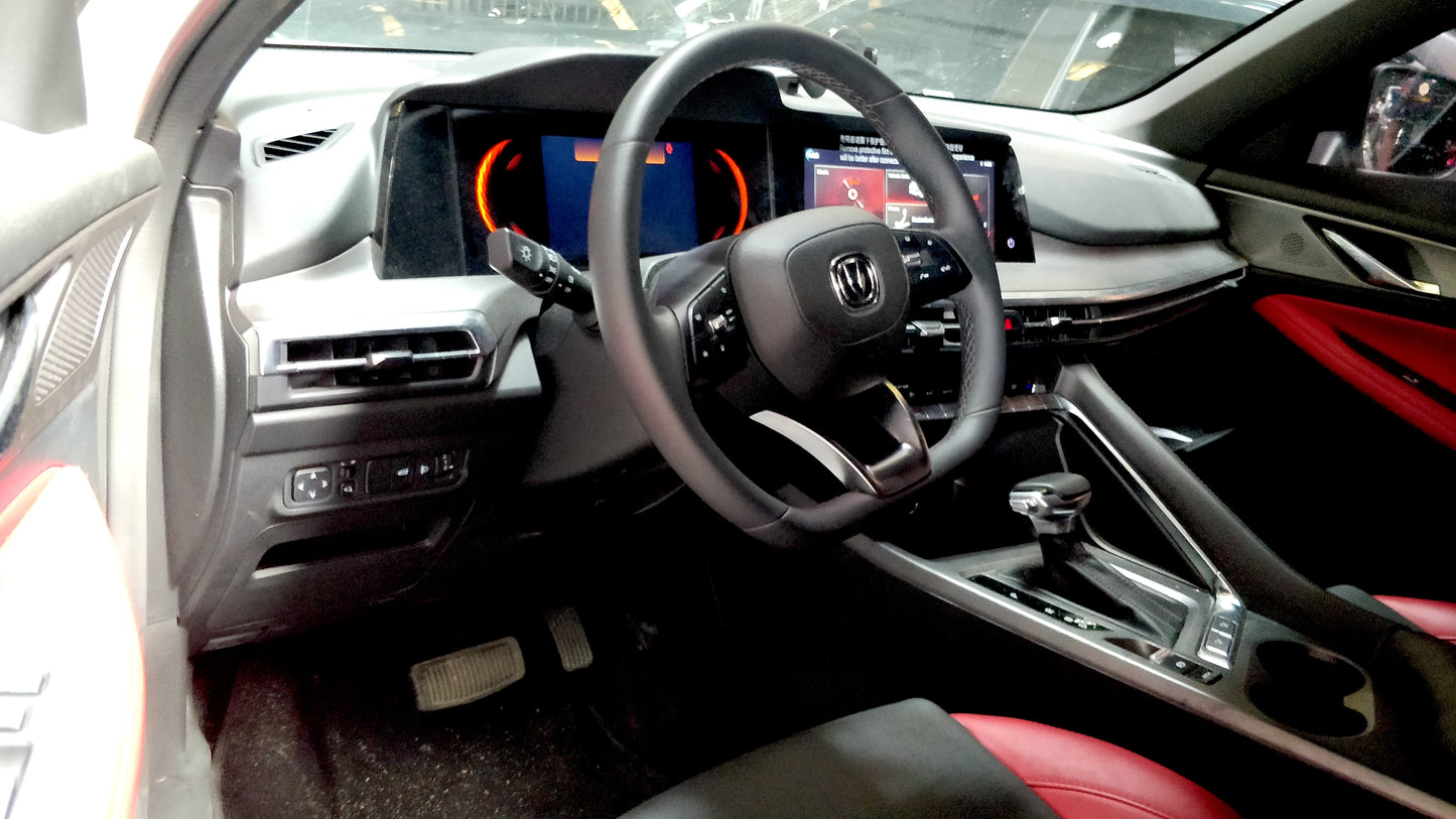 2023 Changan CS35 Plus 1.4L DCT Luxe, AT, Gas 9T