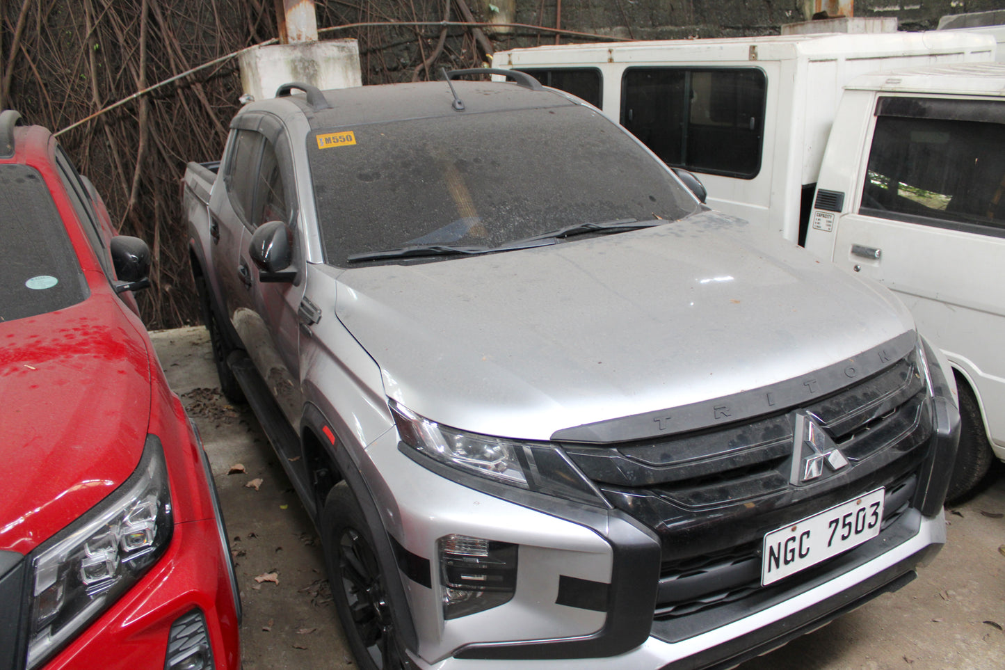 Mitsubishi Strada