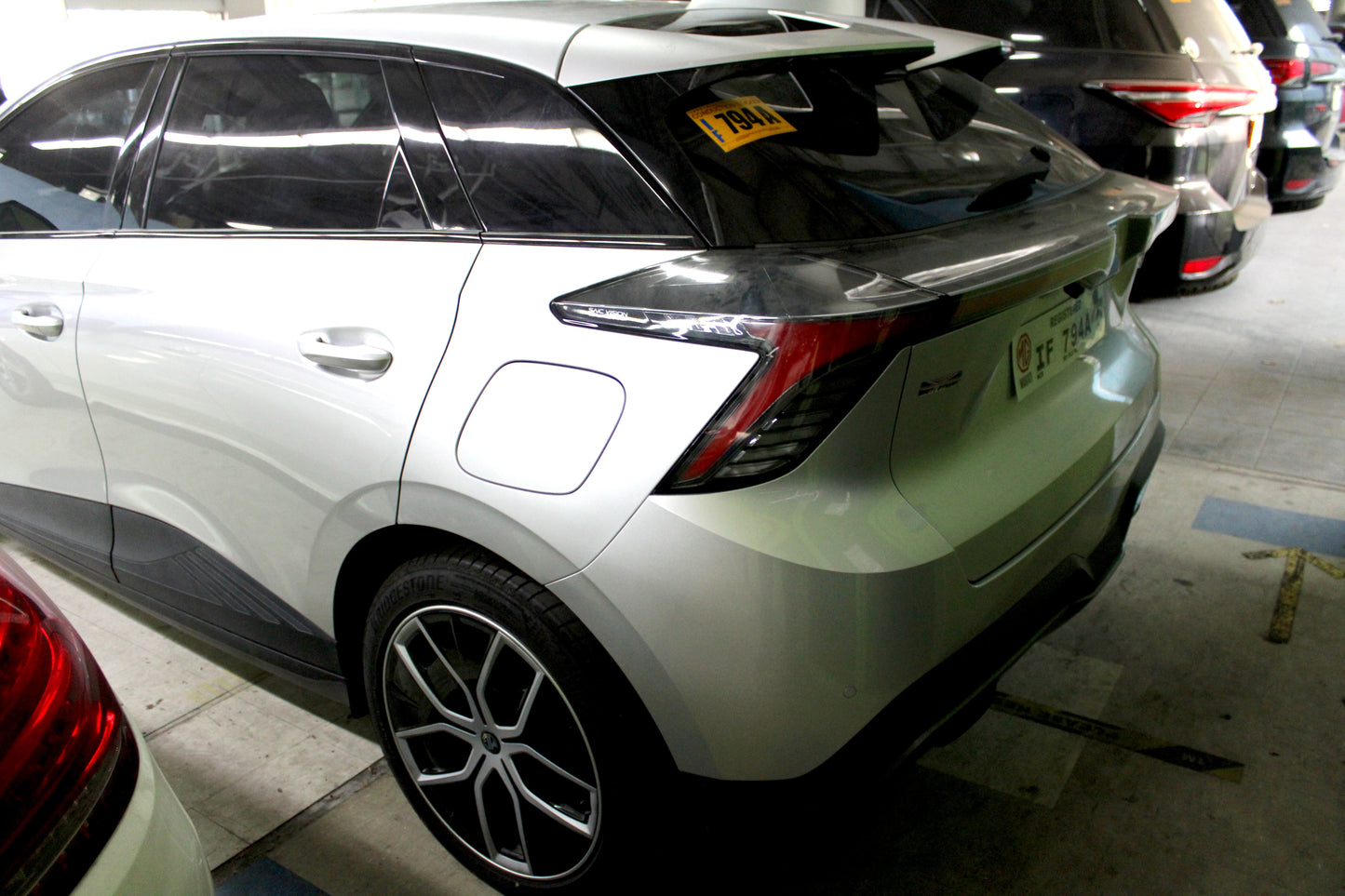 2024 MG 4 EV Lux AT Electric 4T