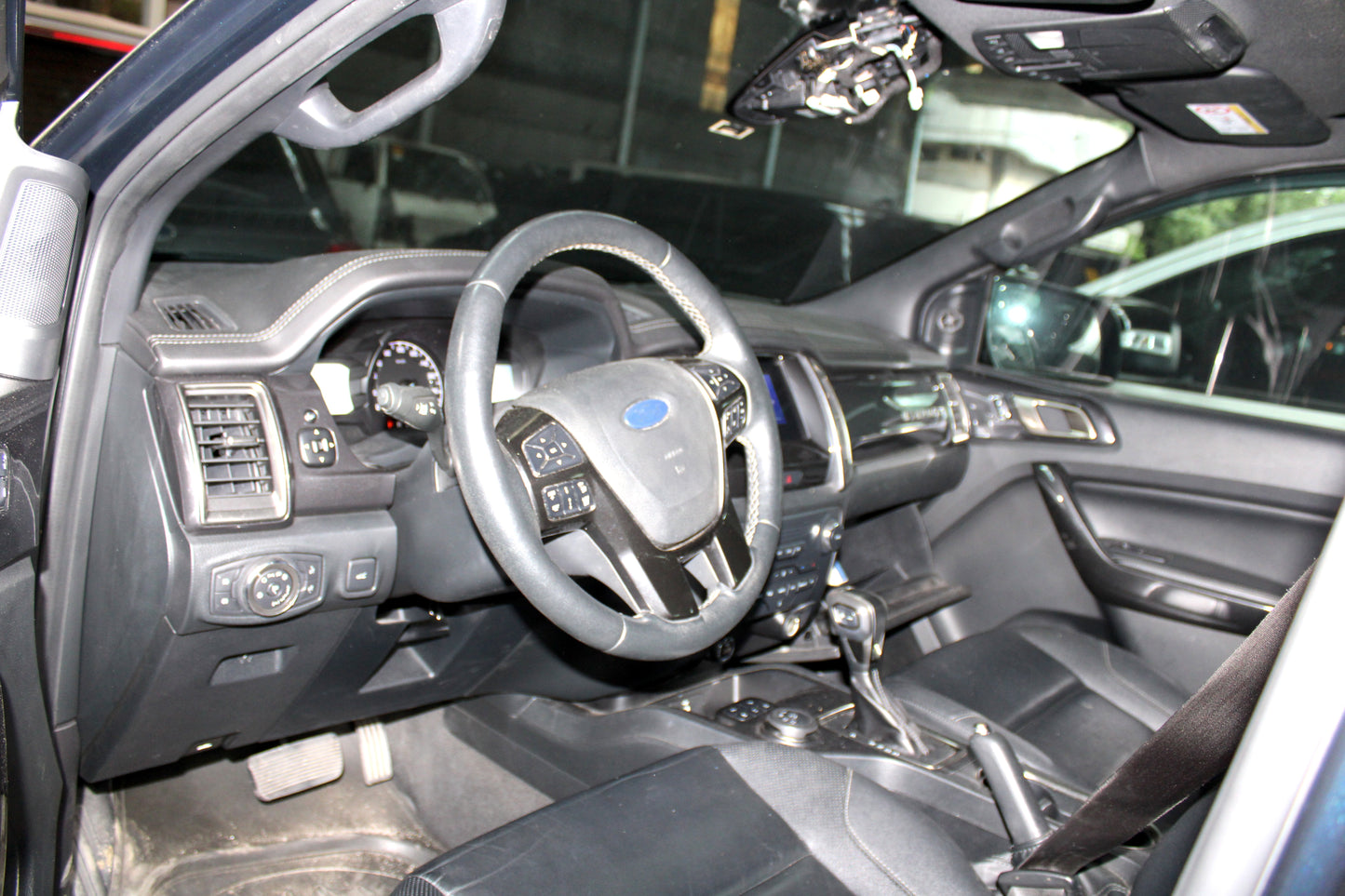 2022 Ford Everest 2.0 Bi-Turbo Titanium 4x4, AT, DSL 26T