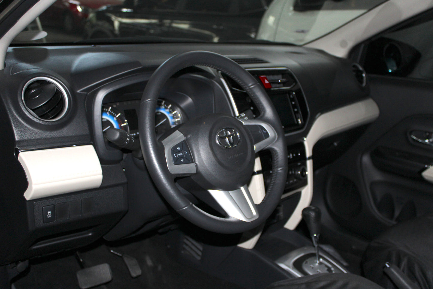 2022 Toyota Rush G GR-S 1.5, AT, GAS 16T