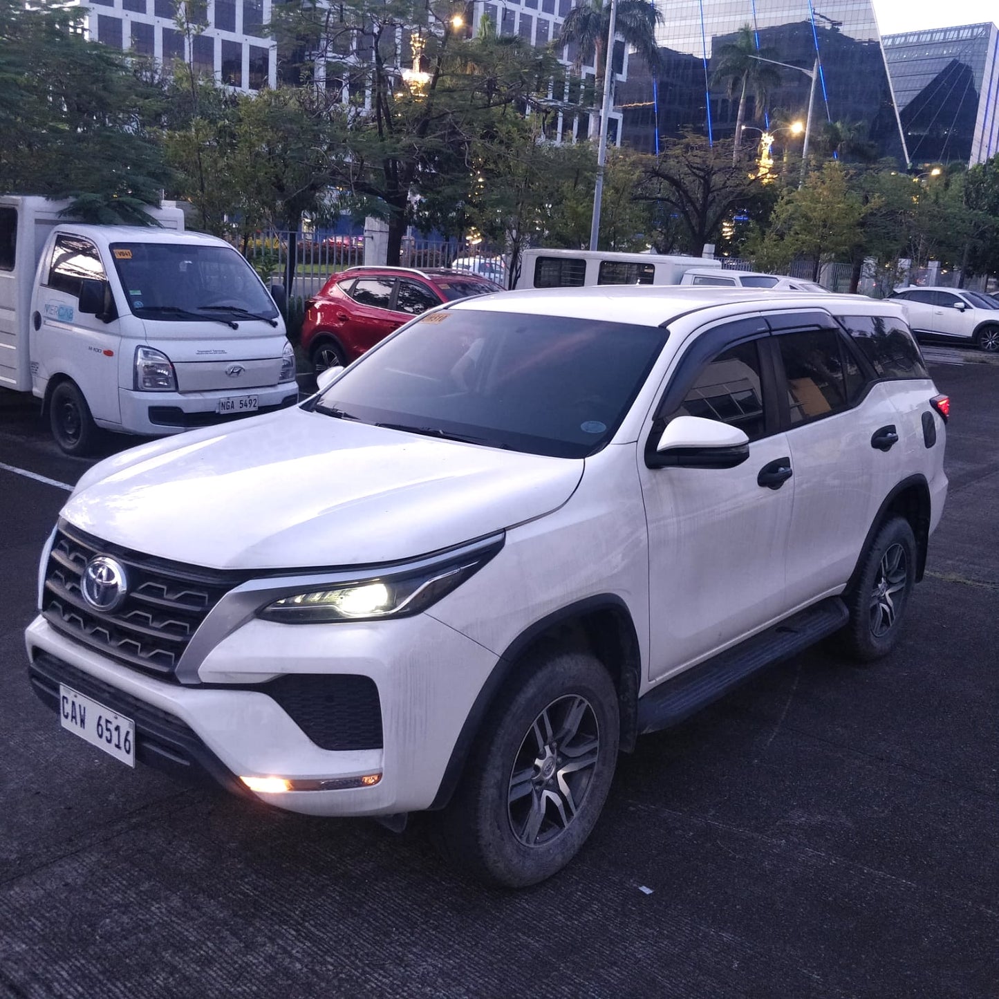 2022 Toyota Fortuner G 4x2 2.4L, AT, DSL 43T